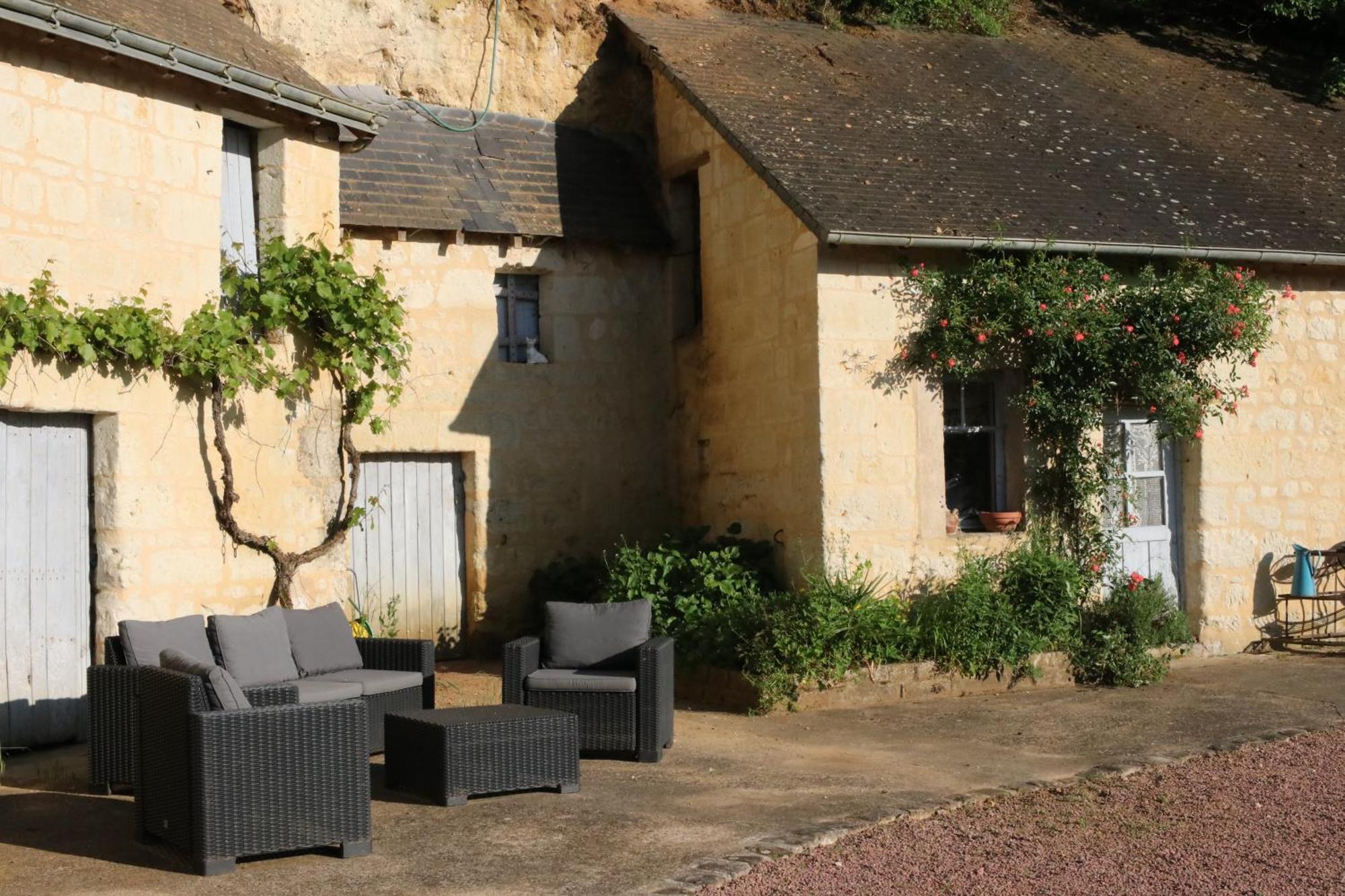 Chambres D'Hotes Du Noisillet Cinais Exterior foto