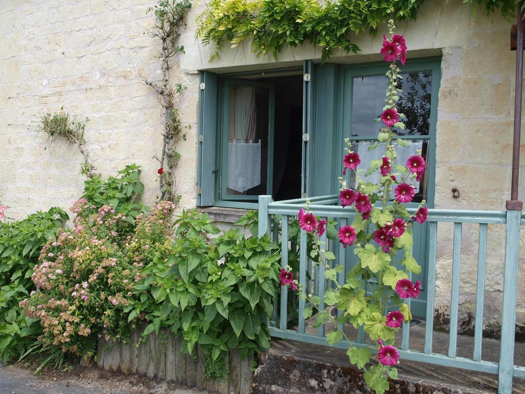 Chambres D'Hotes Du Noisillet Cinais Exterior foto